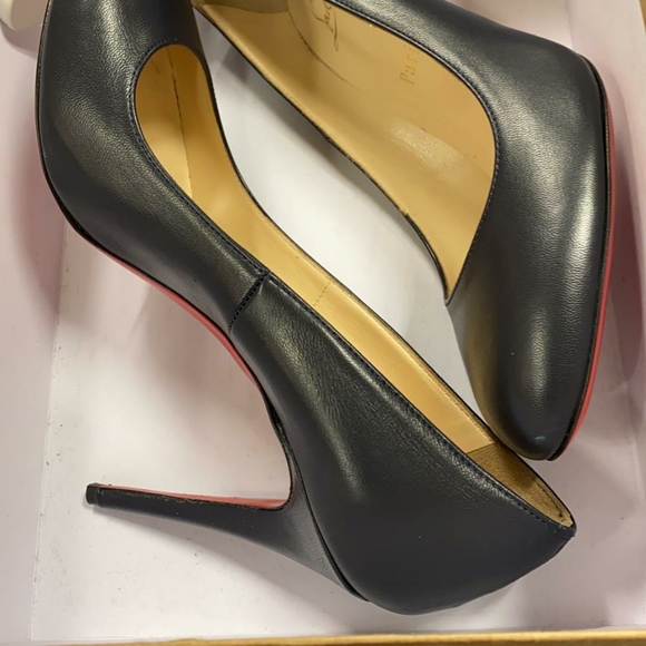 christian louboutin 3 inch pumps